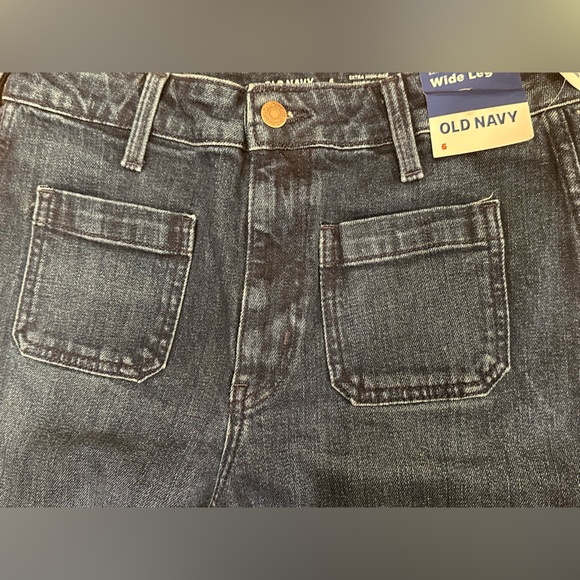 Old Navy Extra High-Rise Wide Leg Pants, Size 6. - Picture 7 of 8